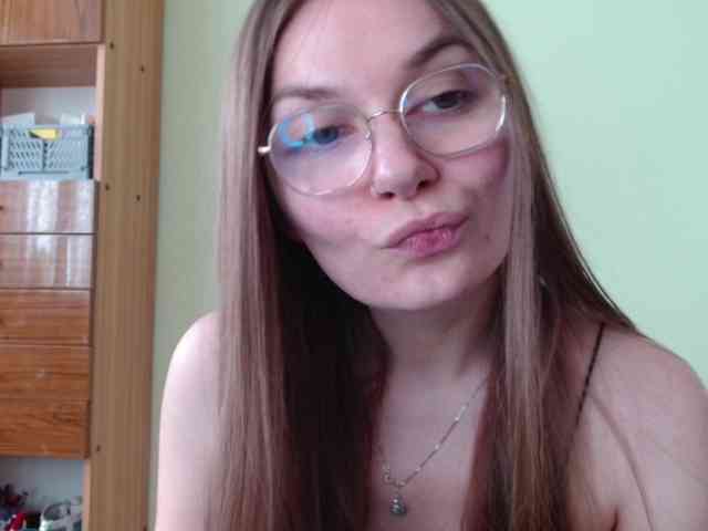 Ellyxcute webcam