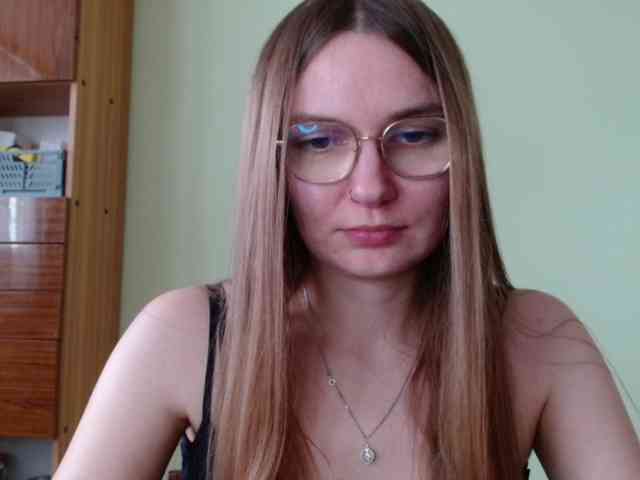 Ellyxcute webcam