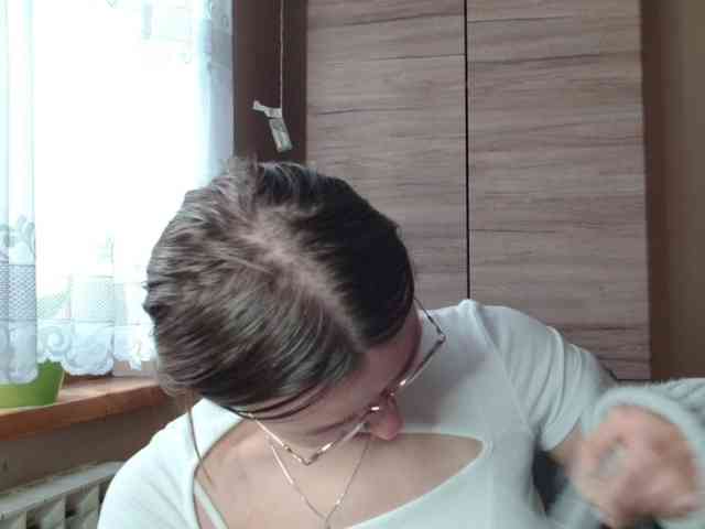 Ellyxcute webcam