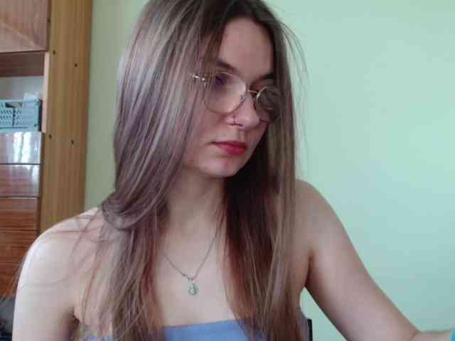 Ellyxcute webcam