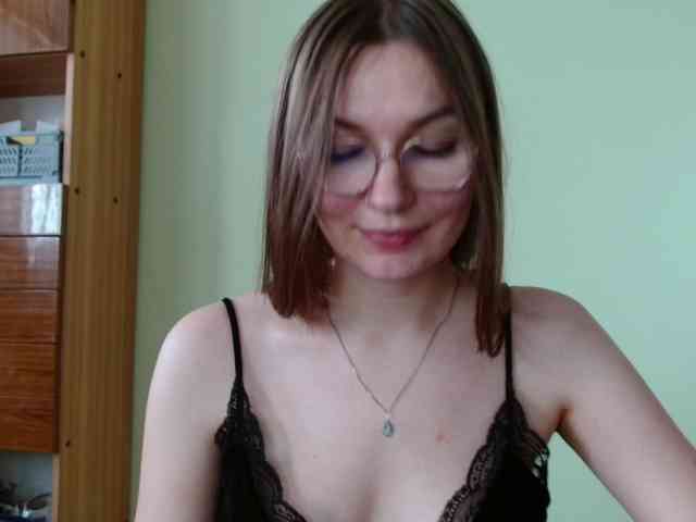 Ellyxcute webcam