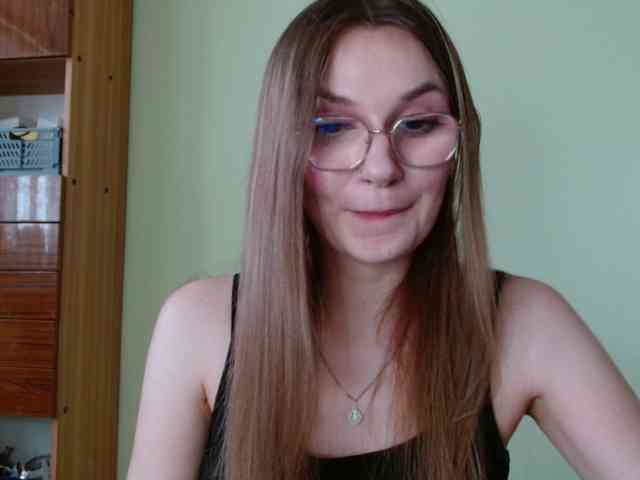 Ellyxcute webcam