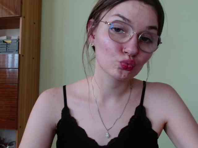 Ellyxcute webcam