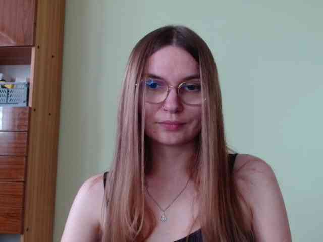 Ellyxcute webcam