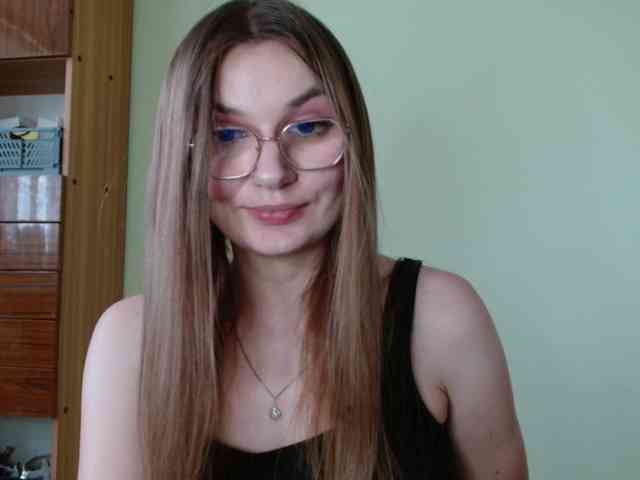 Ellyxcute webcam