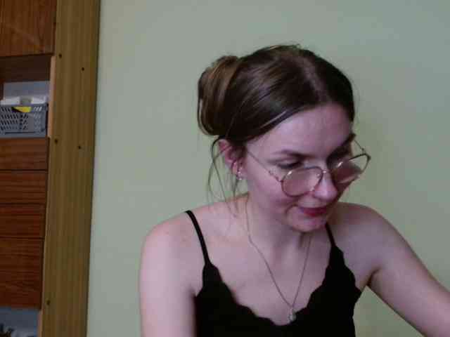 Ellyxcute webcam