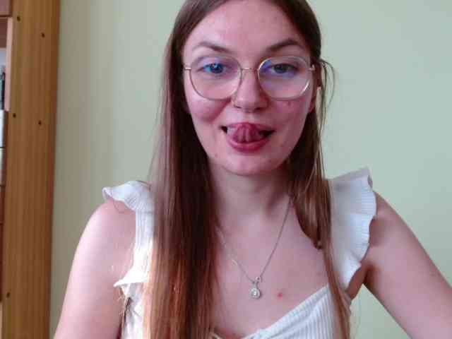 Ellyxcute webcam