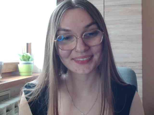Ellyxcute Live Webcam on BongaCams