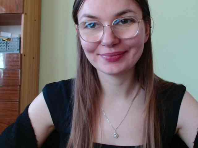 Ellyxcute Live Webcam on BongaCams