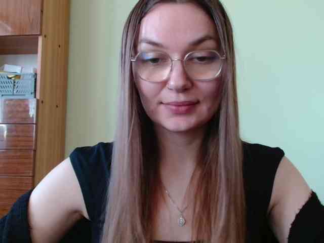 Ellyxcute Live Webcam on BongaCams