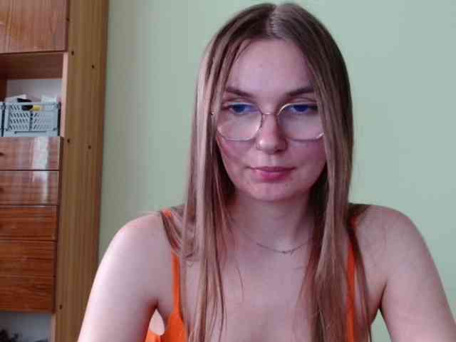 Ellyxcute webcam
