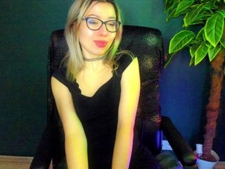 xxHeidiLove Porn Show