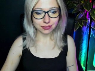 xxHeidiLove Porn Show