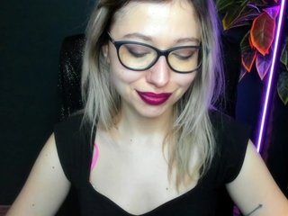 xxHeidiLove Porn Show