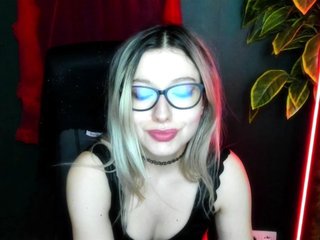 xxHeidiLove Porn Show