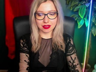 xxHeidiLove Porn Show