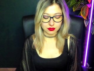 xxHeidiLove Porn Show