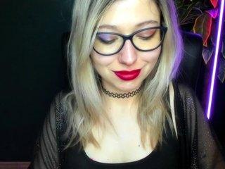 xxHeidiLove Porn Show