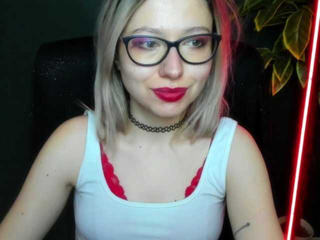 xxHeidiLove from BongaCams is Freechat