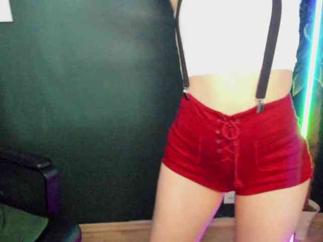 xxHeidiLove webcam