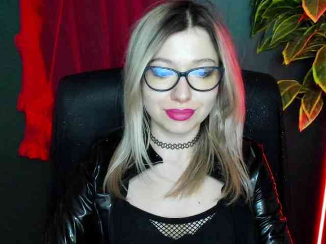 xxHeidiLove Live Webcam on BongaCams