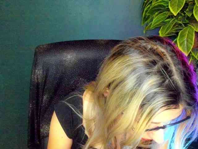 xxHeidiLove xxHeidiLove