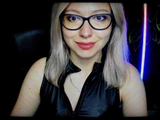xxHeidiLove webcam