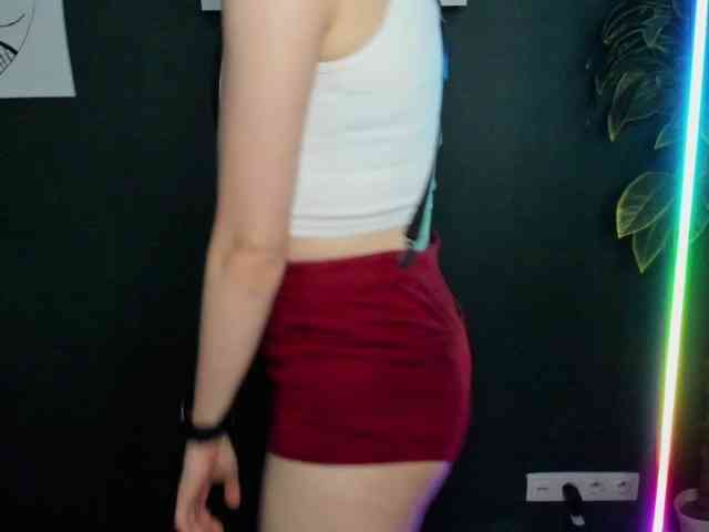 xxHeidiLove webcam