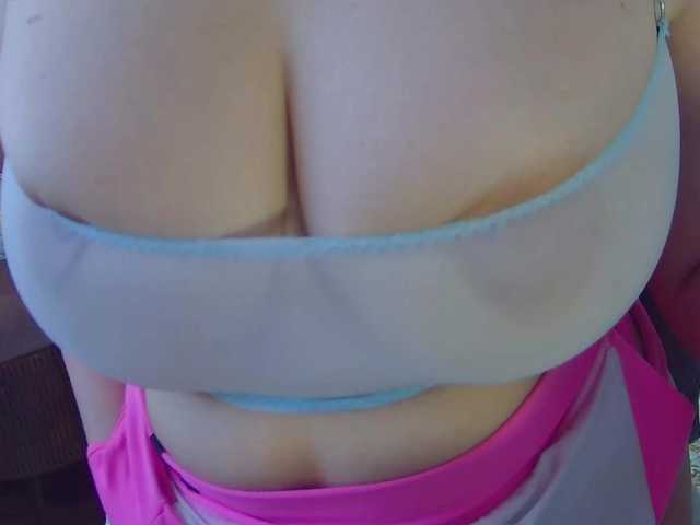 Leysun7's BongaCams show and profile