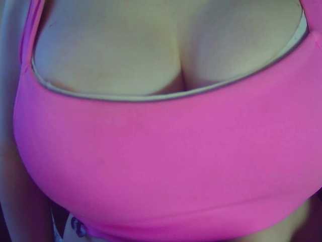 Leysun7's BongaCams show and profile