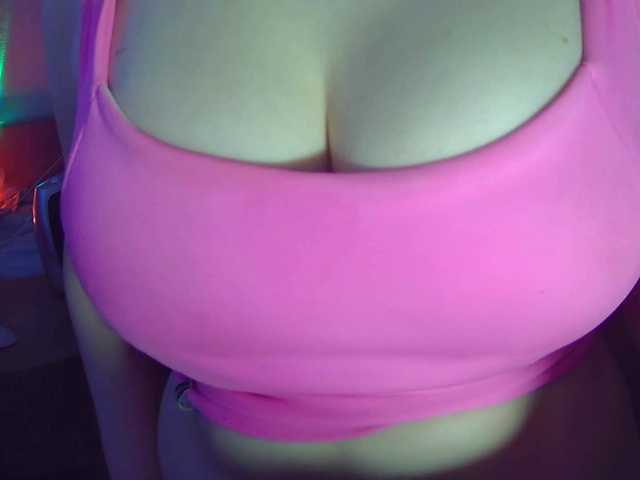 Leysun7's BongaCams show and profile