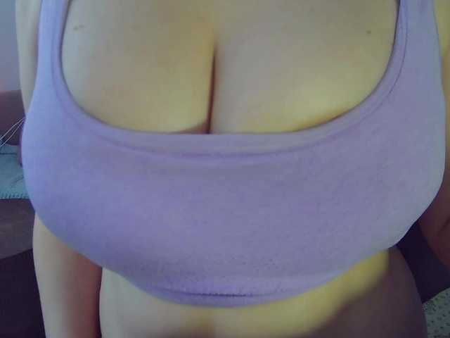 Leysun7's BongaCams show and profile