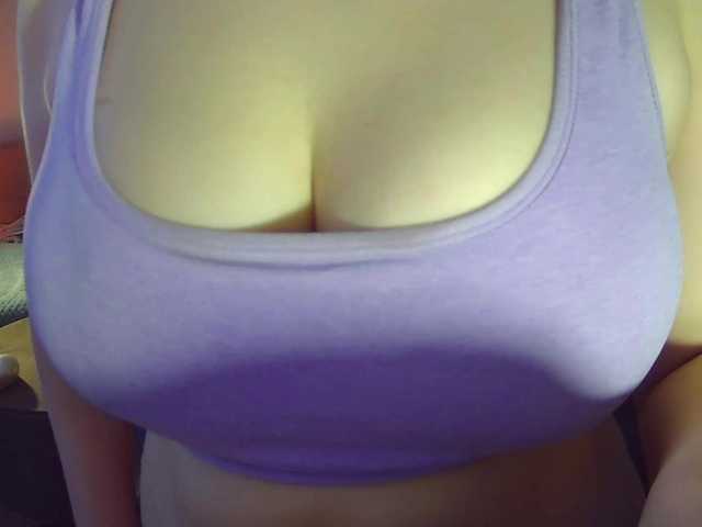 Leysun7's BongaCams show and profile