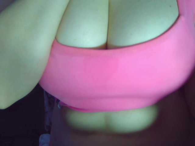 Leysun7's BongaCams show and profile