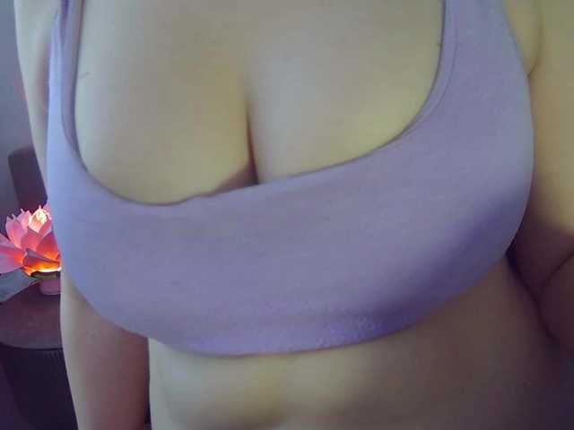 Leysun7's BongaCams show and profile