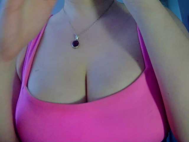 Leysun7's BongaCams show and profile