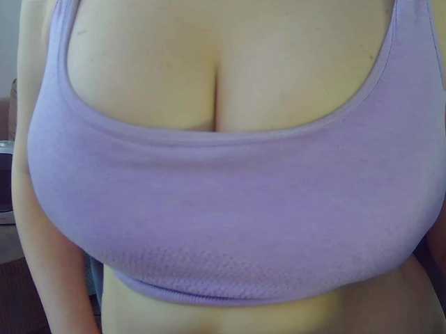 Leysun7's BongaCams show and profile