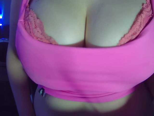 Leysun7 from BongaCams