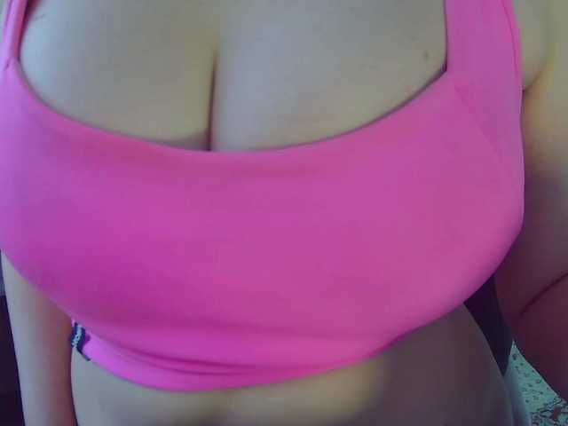 Leysun7's BongaCams show and profile