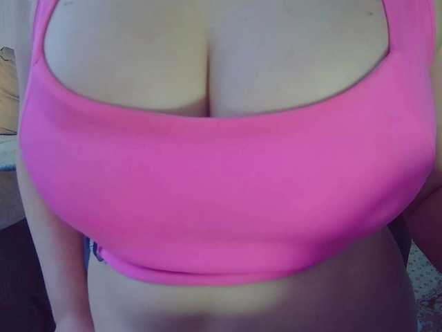 Leysun7's BongaCams show and profile