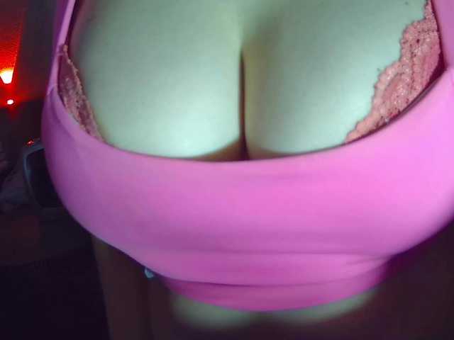 Leysun7's BongaCams show and profile