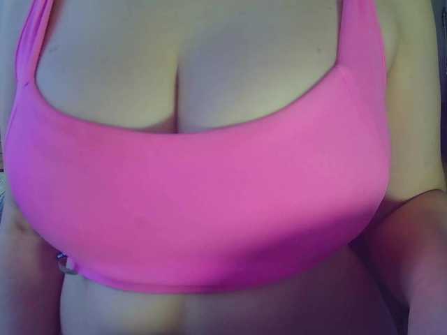 Leysun7's BongaCams show and profile