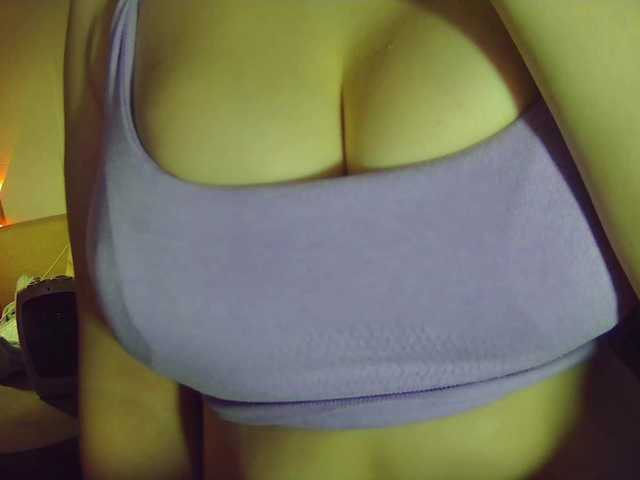 Leysun7's BongaCams show and profile