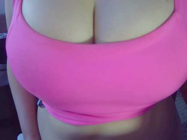 Leysun7's BongaCams show and profile