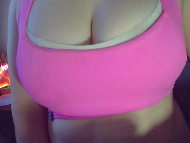 Leysun7's BongaCams show and profile