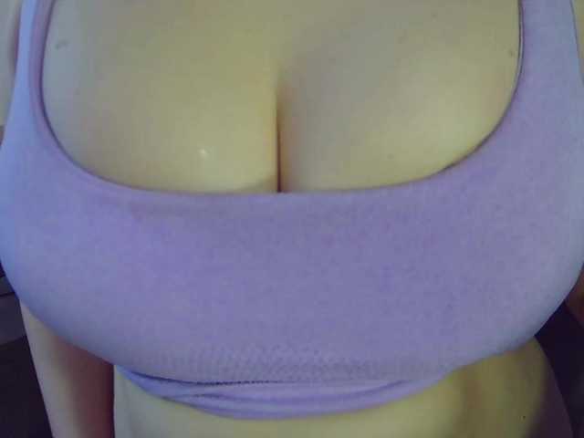 Leysun7's BongaCams show and profile