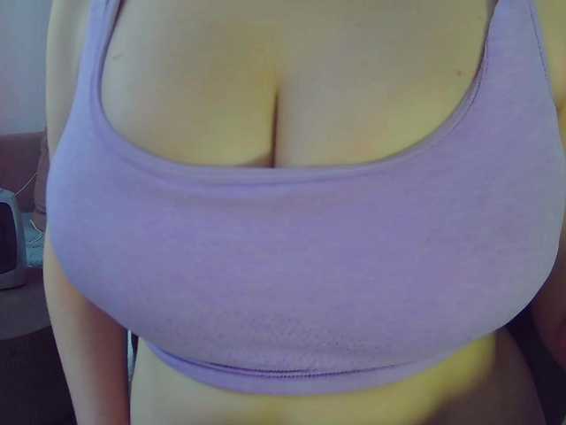 Leysun7's BongaCams show and profile