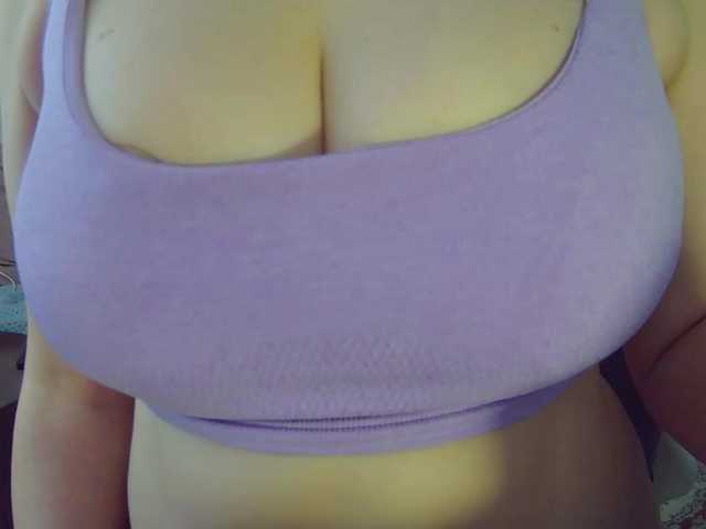 Leysun7's BongaCams show and profile