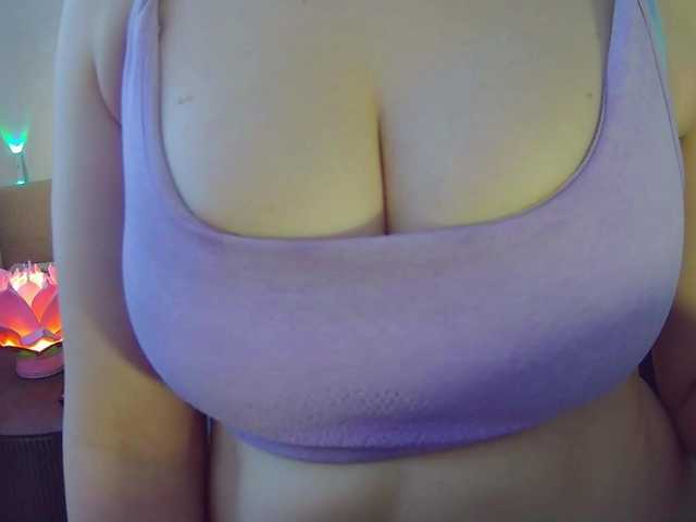 Leysun7's BongaCams show and profile