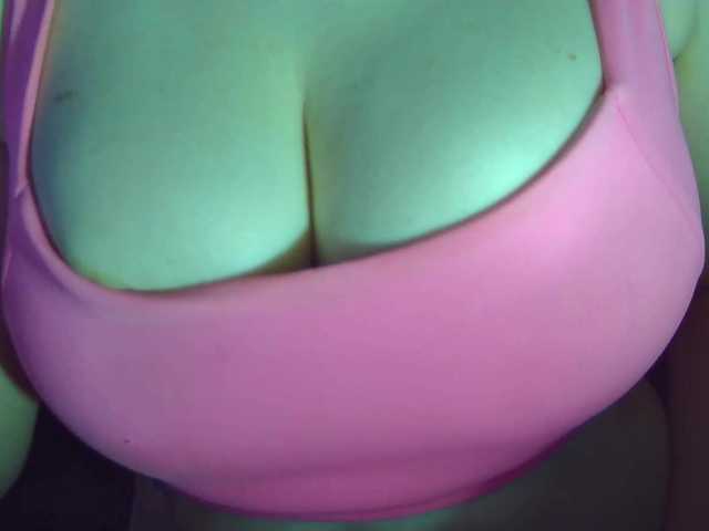 Leysun7's BongaCams show and profile